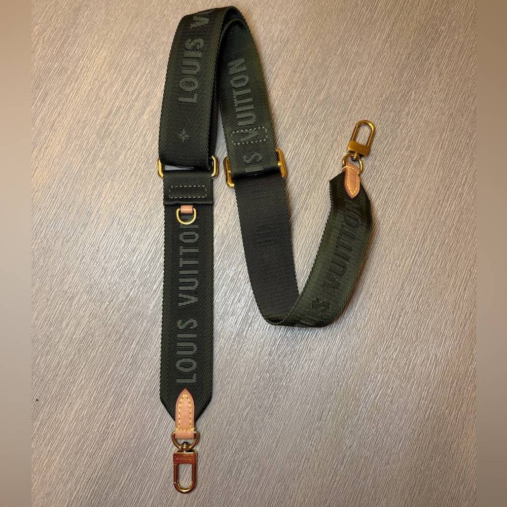 LV Multi Pochette Khaki Green Strap (Adjustable)